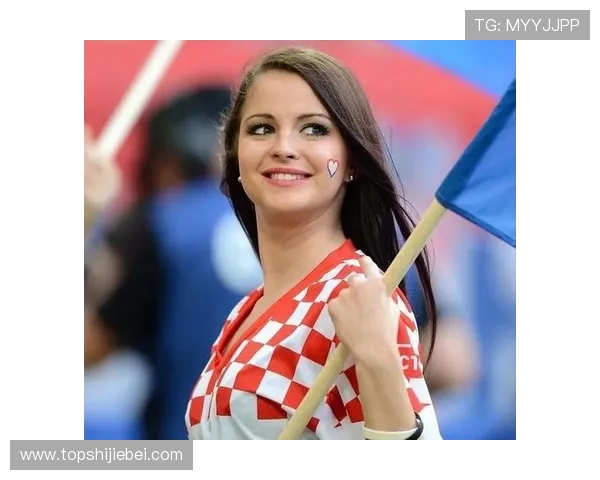 卡塔尔世界杯美女摄影作品欣赏：捕捉赛场内外最动人的瞬间